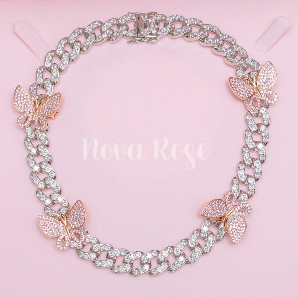 🌸Nova Rose “Butterfly Dreams” Necklace🌸